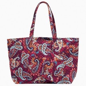 Vera Bradley Grand Tote in Paisley Jamboree